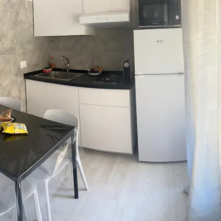 公寓 D'amare 陶尔米纳